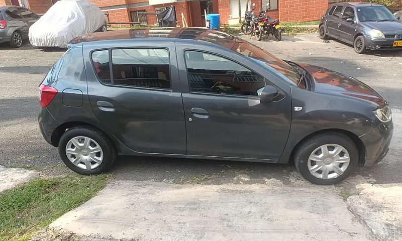 Vendo Sandero 2018...