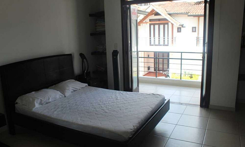 Casa En Conjunto Cer...