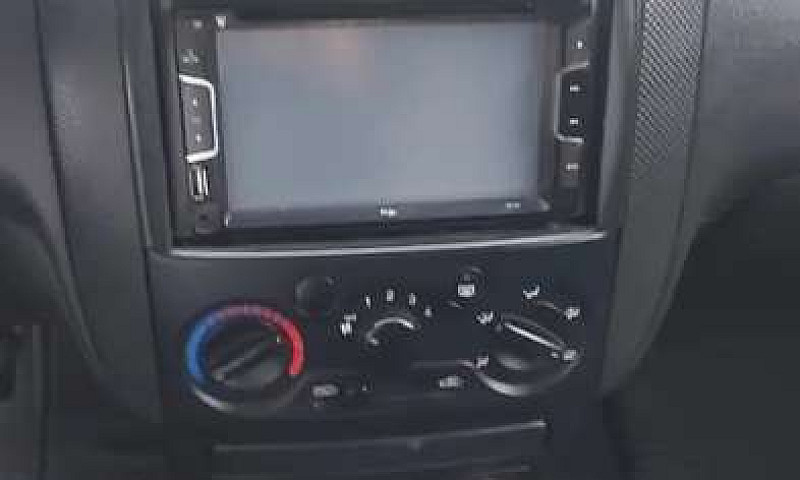 Chevrolet Aveo Famil...