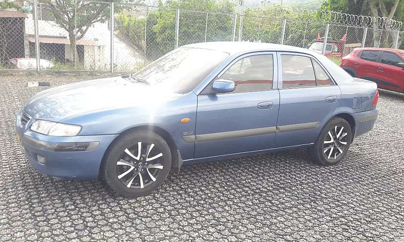 Vendo Mazda 626 Nuev...