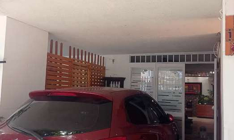 Vendo Hermosa Casa E...
