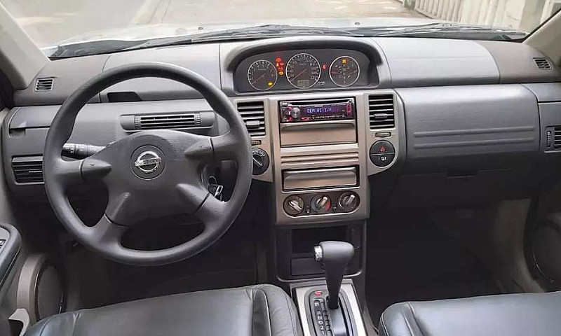Nissan X-Tril Automá...