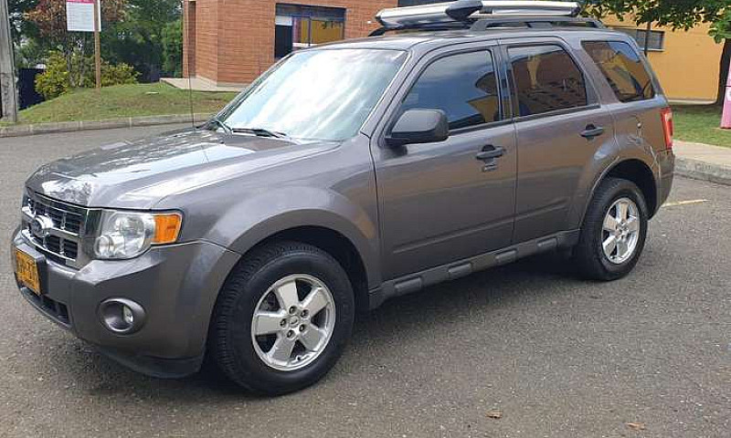 Ford Escape Xlt 2011...