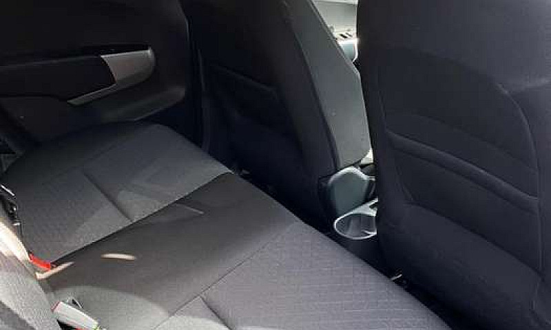 Kia Picanto Zenith 2...