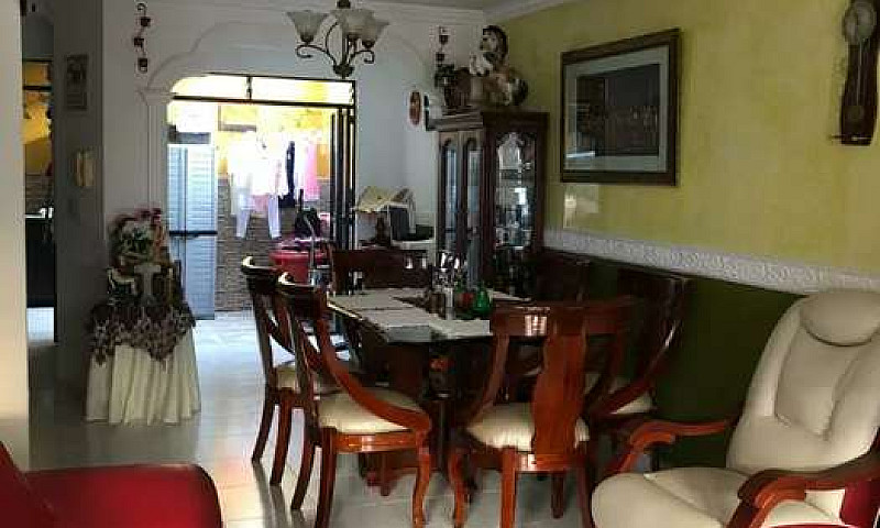 Casa En Venta Conjun...