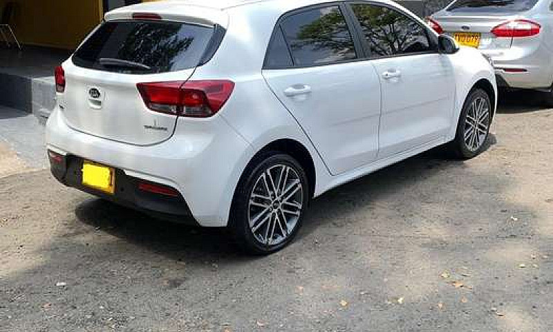 Lindo Kia Rio Como E...