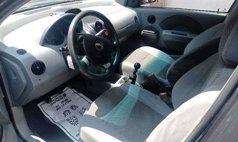 Chevrolet Aveo Sedan...