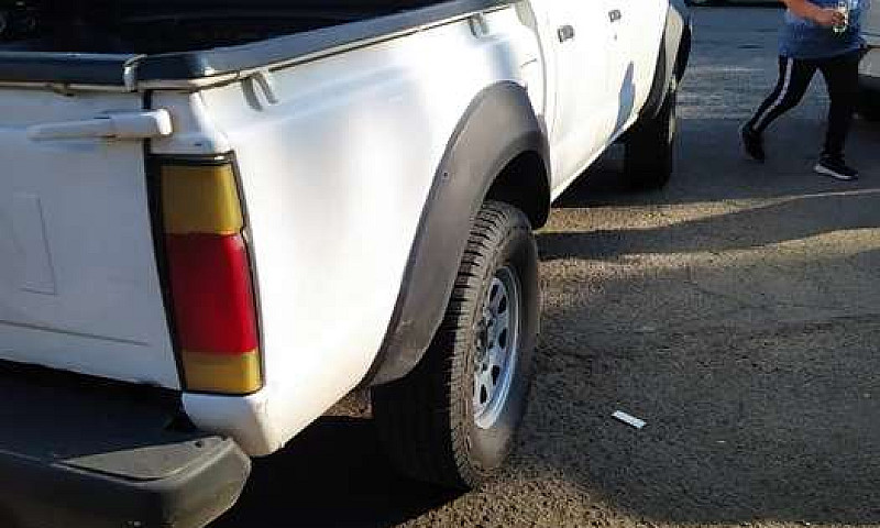 Nissan Frontier Np30...