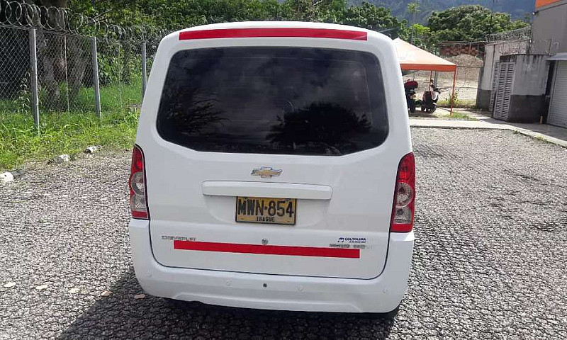 Vendo Chevrolet N300...