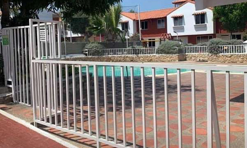 4 Habitaciones 3 Bañ...