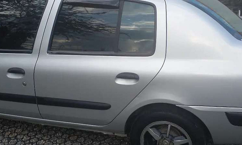 Vendo Renault Symbol...