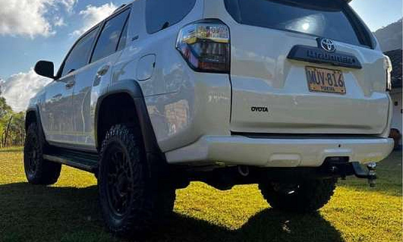 Vendo Toyota 4Runner...