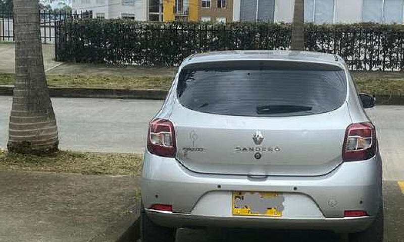 Vendo Renault Sander...