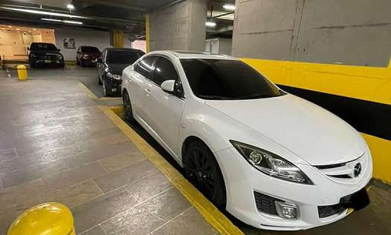 Mazda 6 2010...