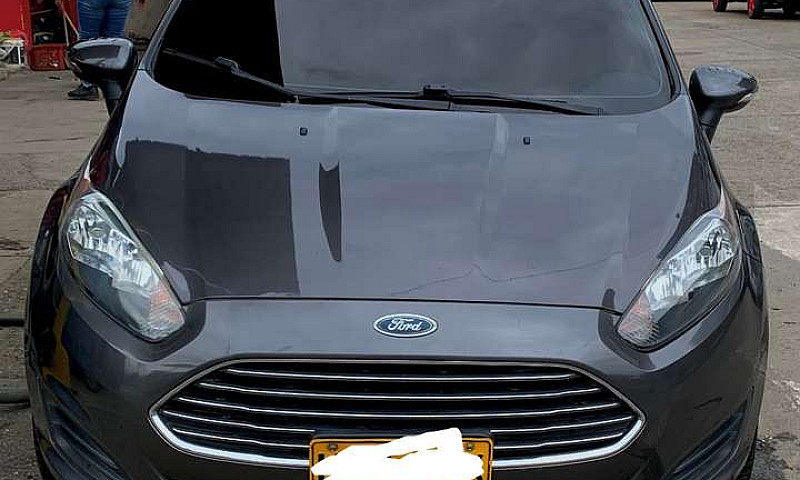 Hermoso Ford Fiesta ...