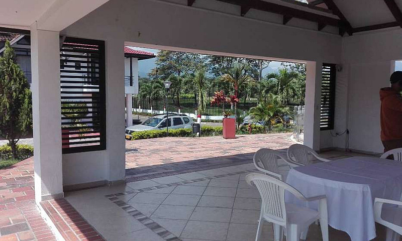 Andapref Vende Casa ...