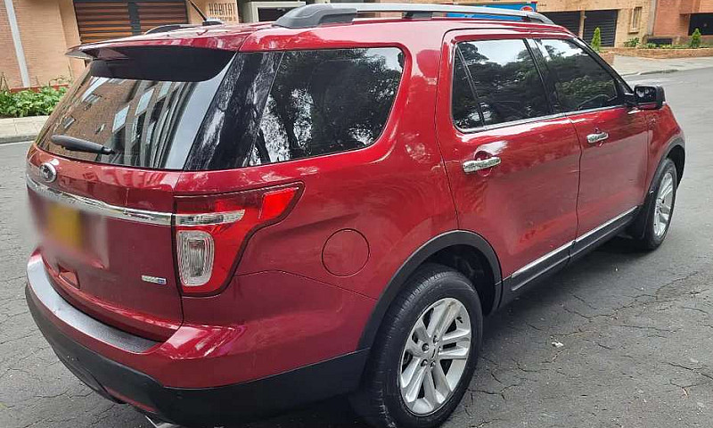 Ford Explorer 2014 L...