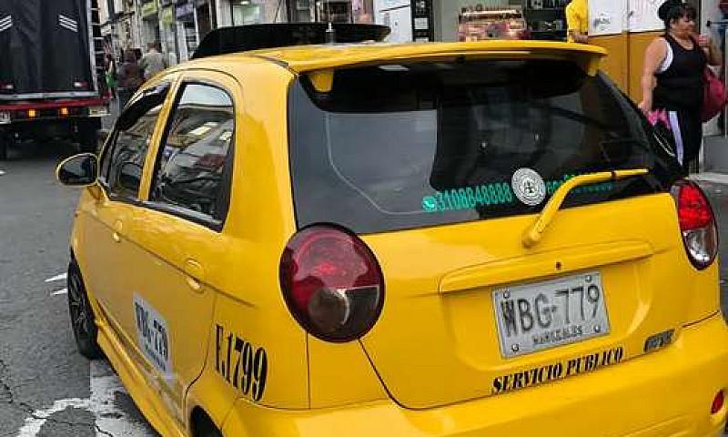 Vendo Taxi Spark Tax...