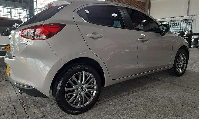 2023 Mazda 2 Grand T...