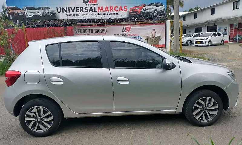 Renault Sandero Zen...