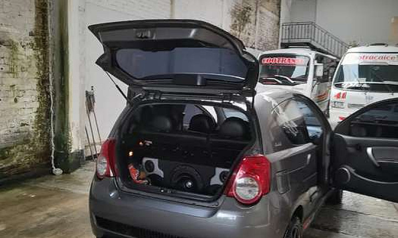 Vendo Aveo 2011 Soat...
