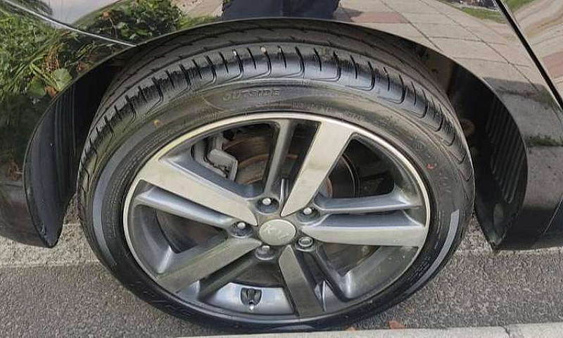 Kia Cerato Pro 2Da G...