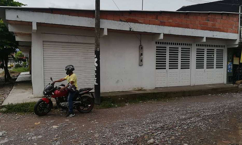 Casa Comercial - 2 L...