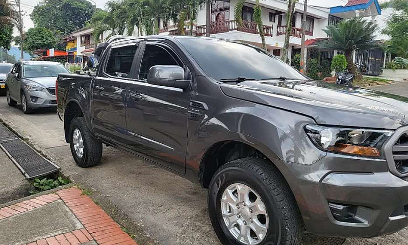 Hermosa Ford Ranger ...