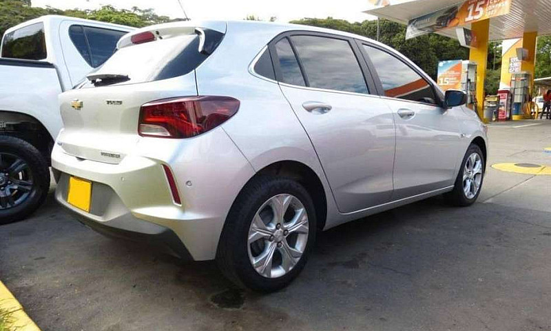 Chevrolet Onix Turbo...