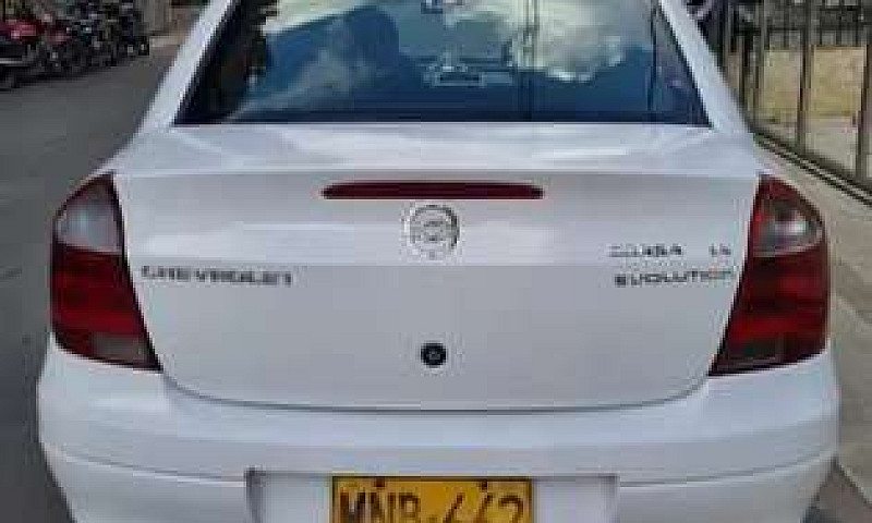 Vendo Corsa En Muy B...
