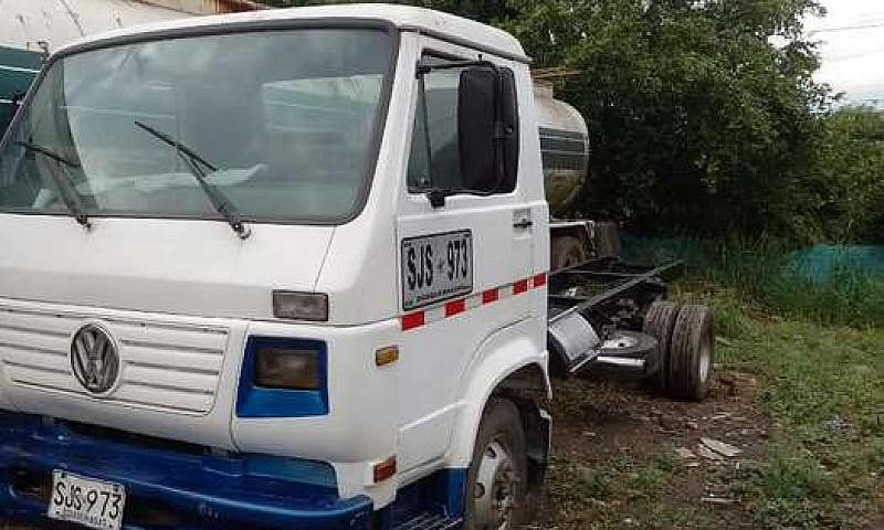 Volkswagen Worker 81...