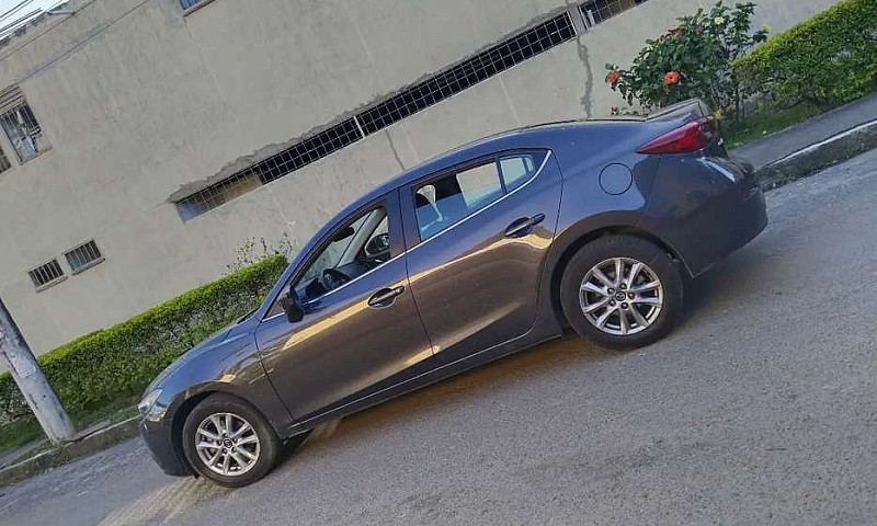 Vendo Mazda 3 Excele...