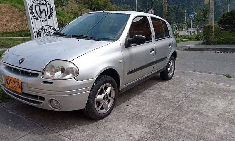 Clio 2003 Excelente ...