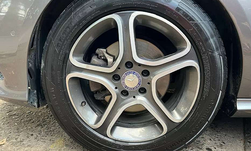 Mercedes Benz Cla 18...