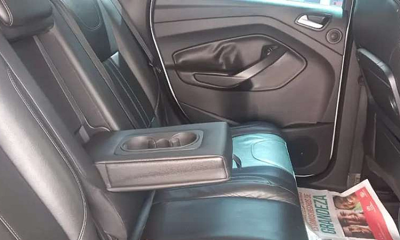 Vendo Ford Escape Ti...