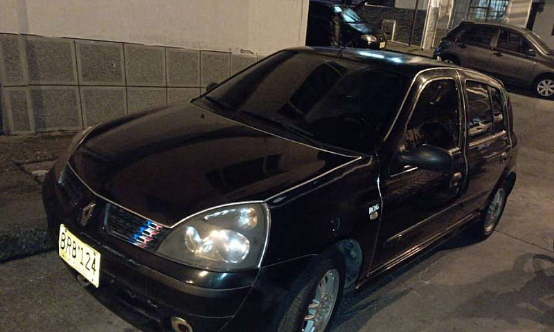 Vendo O Permuto Clio...