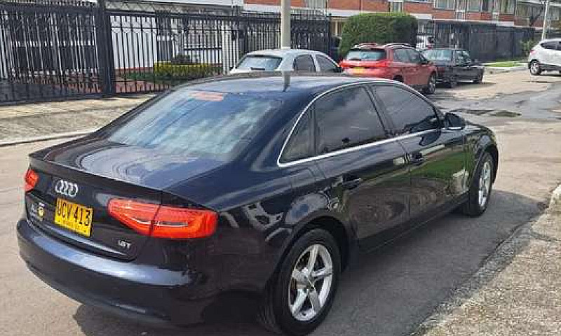 Carro Audi A4...