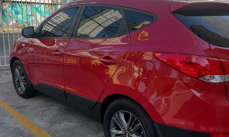 Vendo Hyundai Tucson...