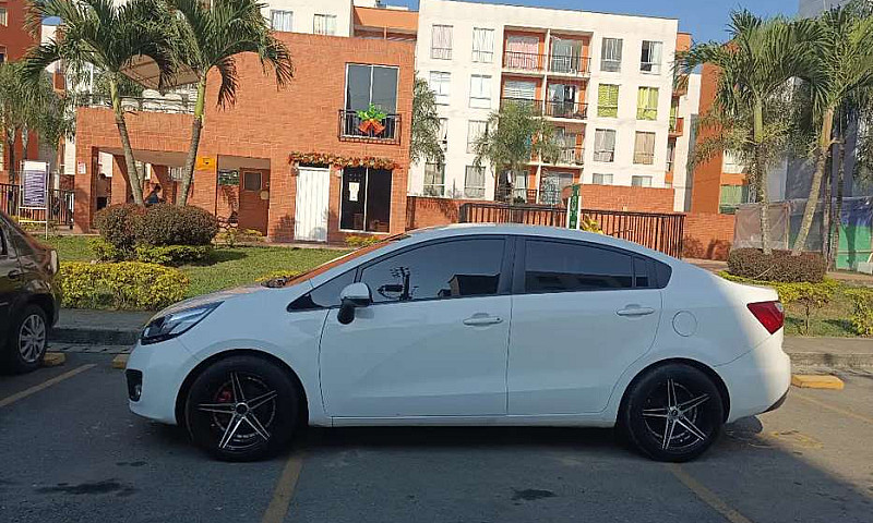 Se Vende Kia Rio En ...