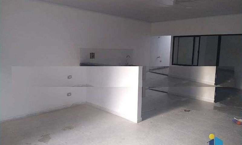 Hermosa Casa Esquine...