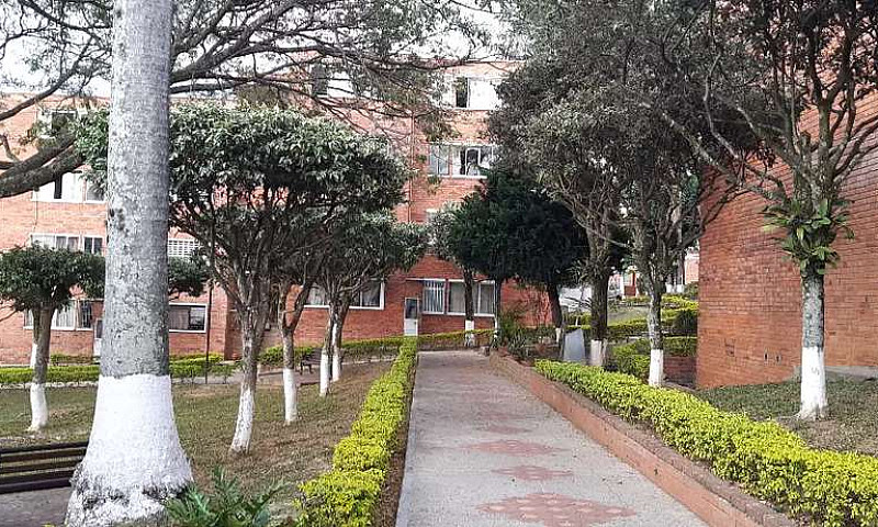 Vendo Apartamento 10...