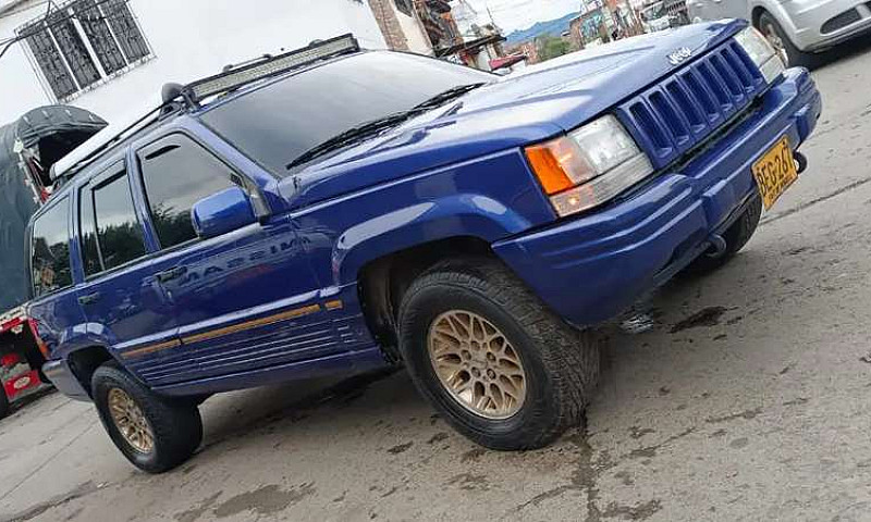 Se Vende Jeep Cherok...