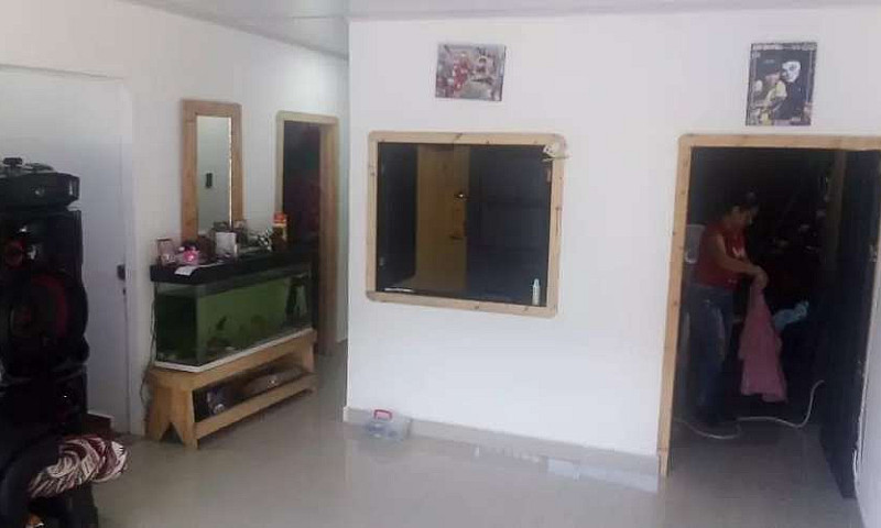 Vendo Casa...