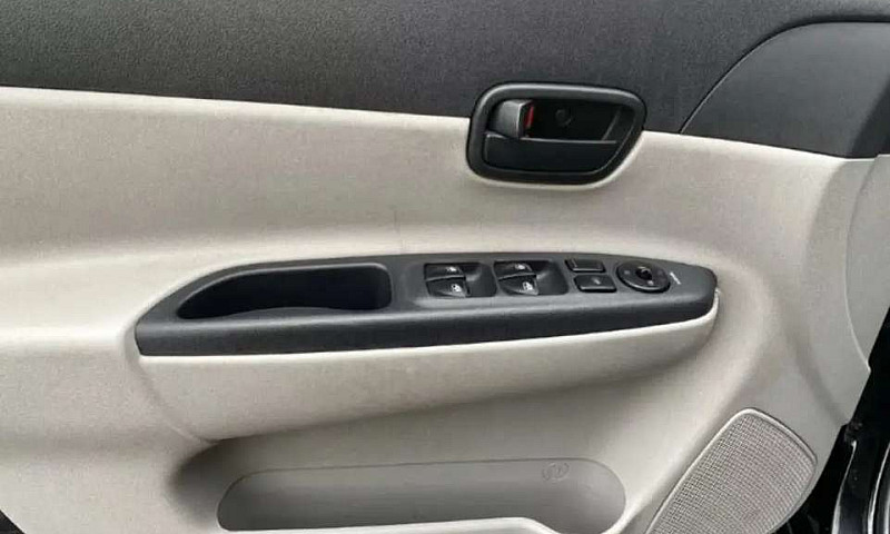 Vendo Hyundai Accent...