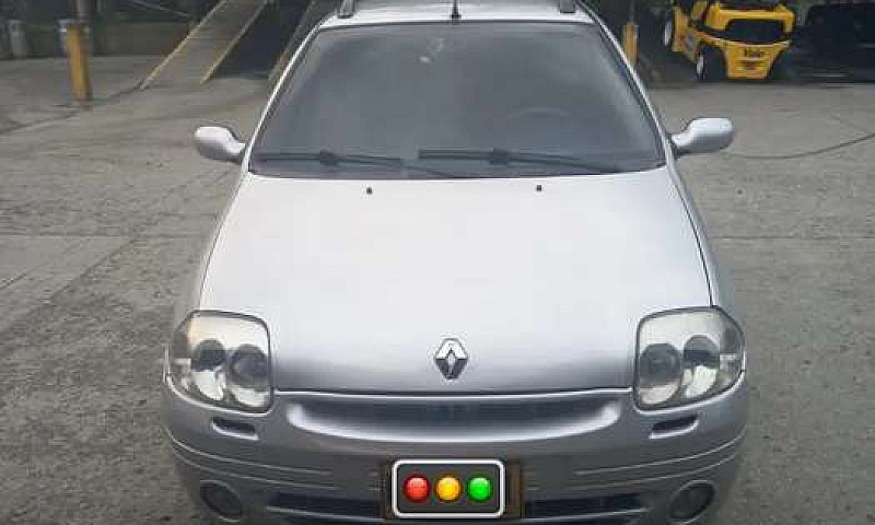 Renault Clio En Exce...