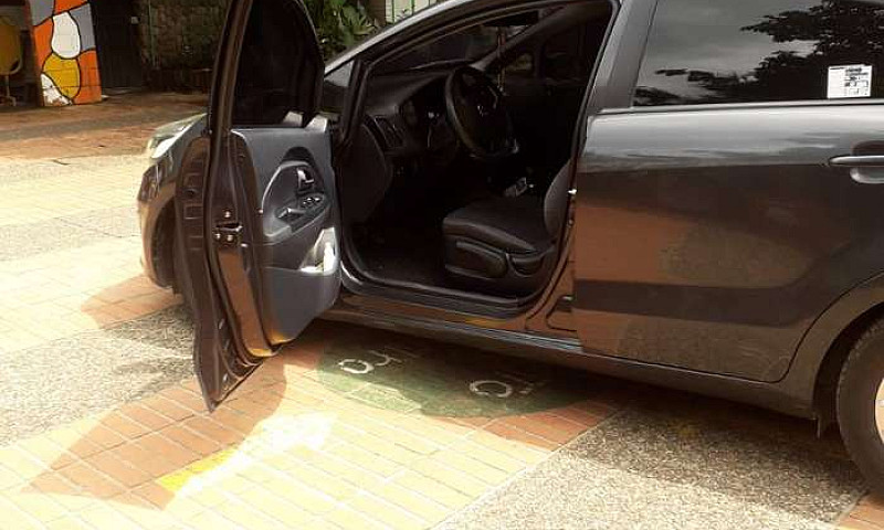 Venta De Kia Rio Spa...