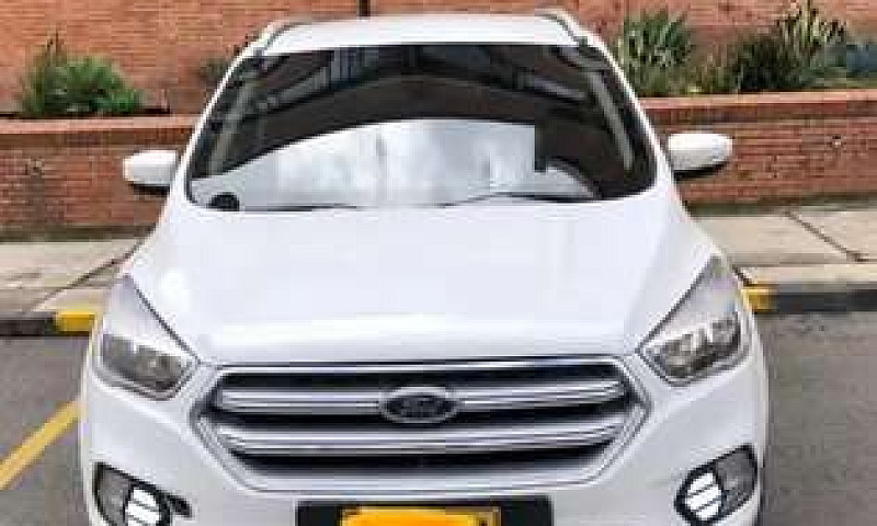 Hermosa Ford Escape ...