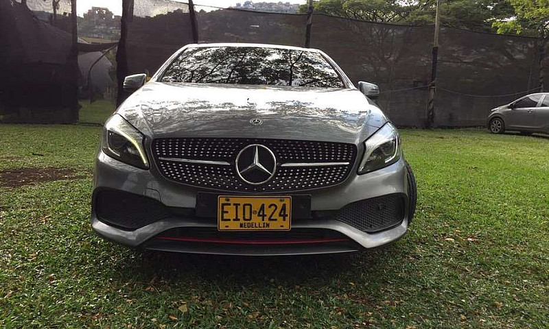 Mercedes Benz A250 S...