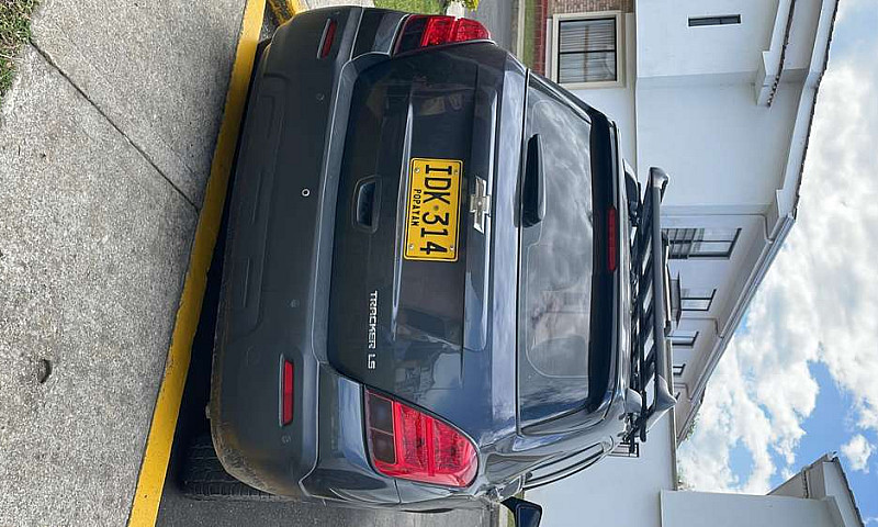 Vendo Tracker Ls 1.8...