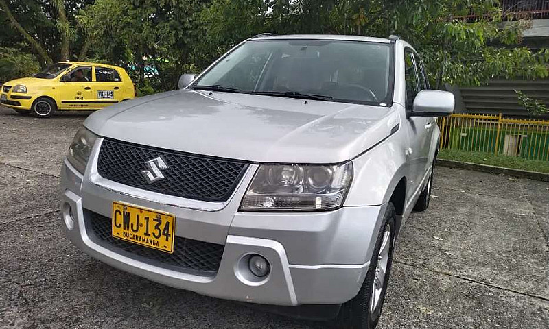 Suzuki Grand Vitara ...